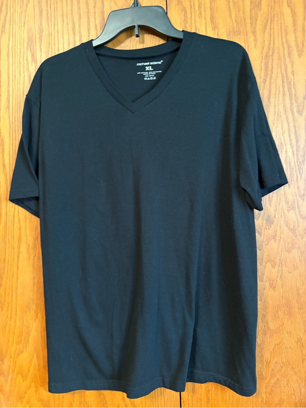 Michael Adams Men's Black V-Neck Short Sleeve Tee - Classic Fit